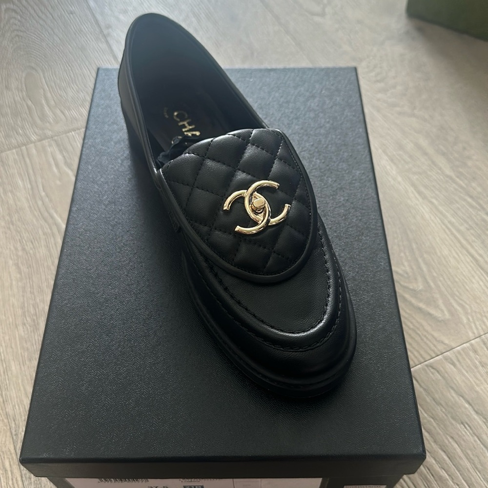 Chanel Turnlock loafers size 37.5 black/gold hardware sole protector applied